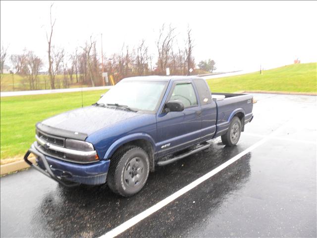 1999 Chevrolet S10 Supercab Flareside 145 4WD