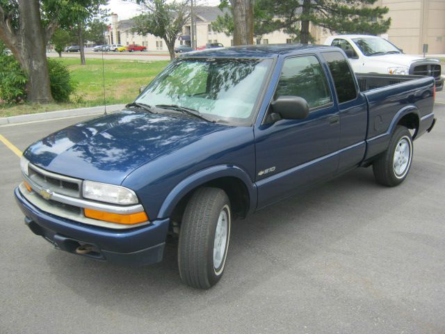 2000 Chevrolet S10 Handicap Lift And Control Leg 1 Owner