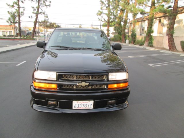 2000 Chevrolet S10 4dr Sdn Auto GLS w/XM