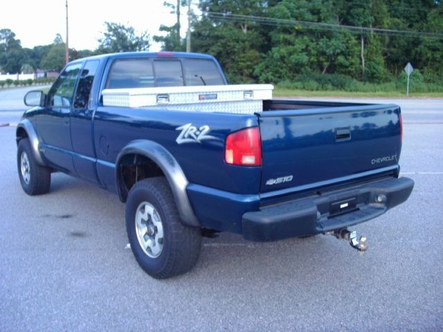 2000 Chevrolet S10 3.5 SE Coupe