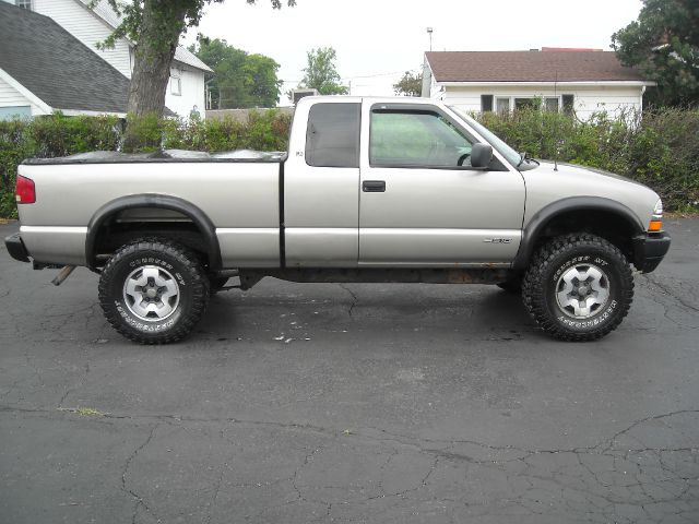 2000 Chevrolet S10 Signature Premium