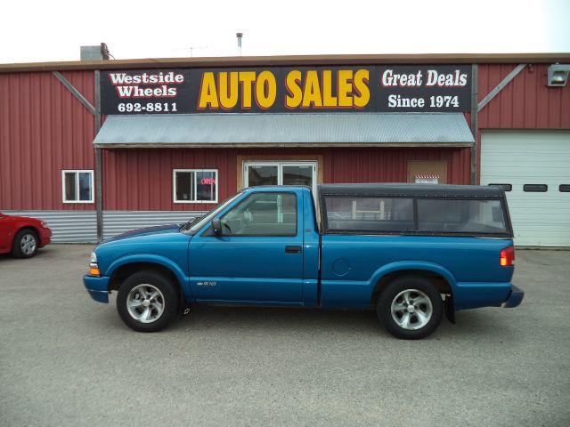 2000 Chevrolet S10 4dr SR5 V8 Auto 4WD