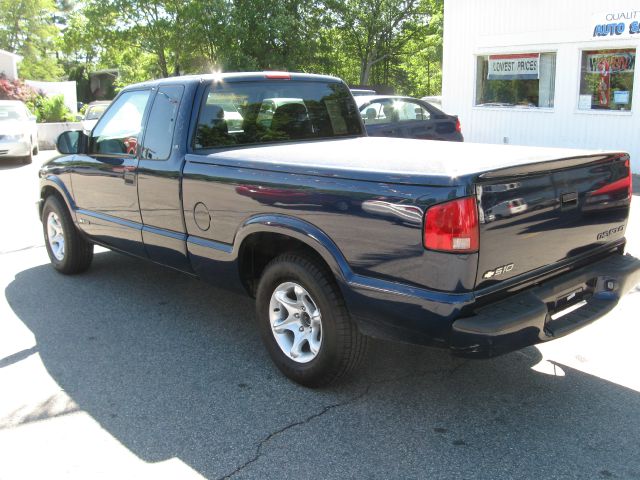 2000 Chevrolet S10 4dr Sdn Auto GLS w/XM