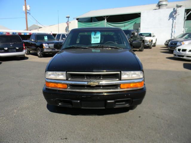 2000 Chevrolet S10 XLT 2WD