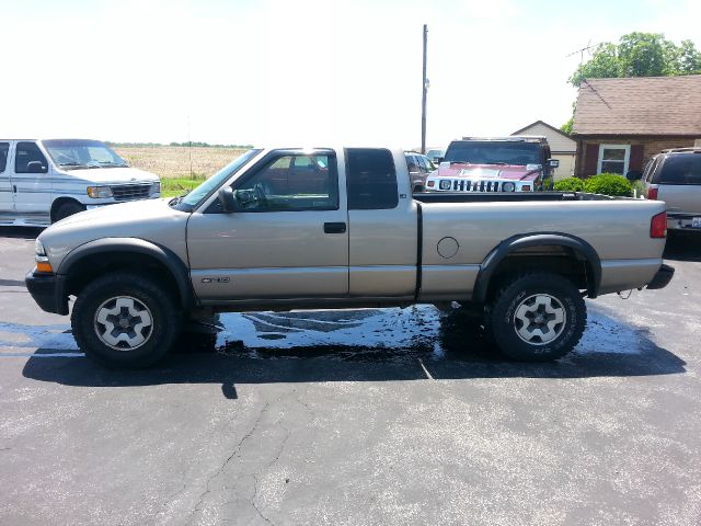 2000 Chevrolet S10 Signature Premium