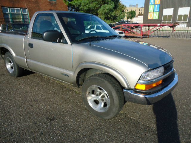 2000 Chevrolet S10 4dr SR5 V8 Auto 4WD