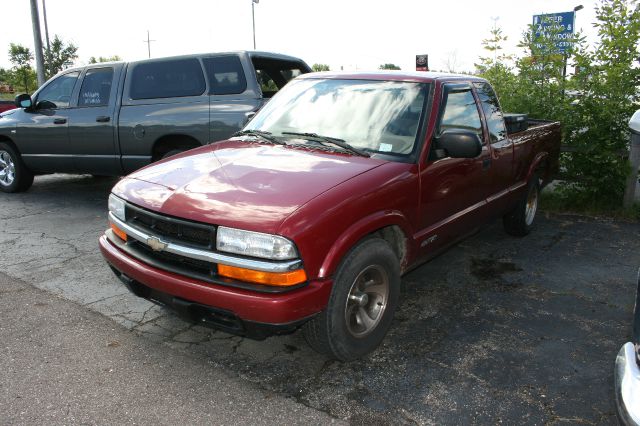 2000 Chevrolet S10 Unknown