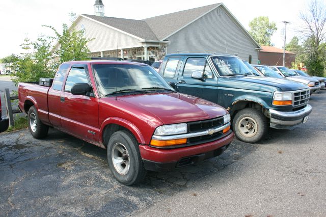 2000 Chevrolet S10 Unknown