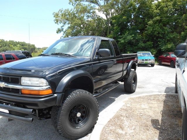 2000 Chevrolet S10 Signature Premium