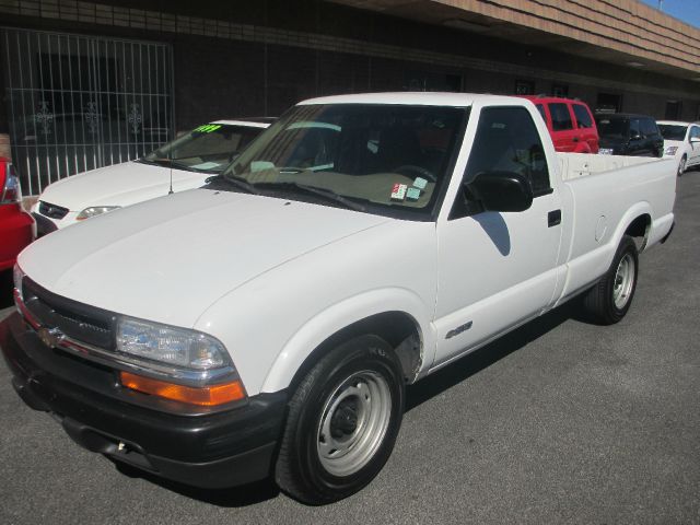 2000 Chevrolet S10 Short Box Standard