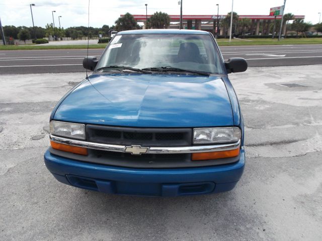 2000 Chevrolet S10 4dr Sdn Auto GLS w/XM