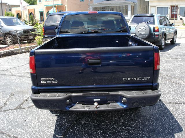 2000 Chevrolet S10 Handicap Lift And Control Leg 1 Owner