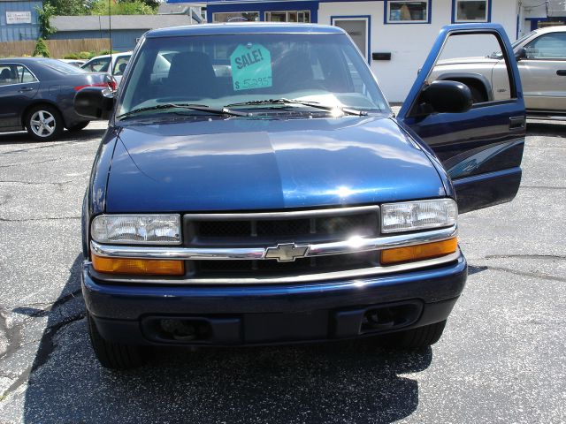 2000 Chevrolet S10 Handicap Lift And Control Leg 1 Owner