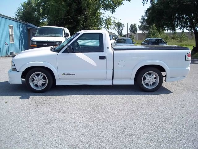 2000 Chevrolet S10 4dr Sdn Auto GLS w/XM