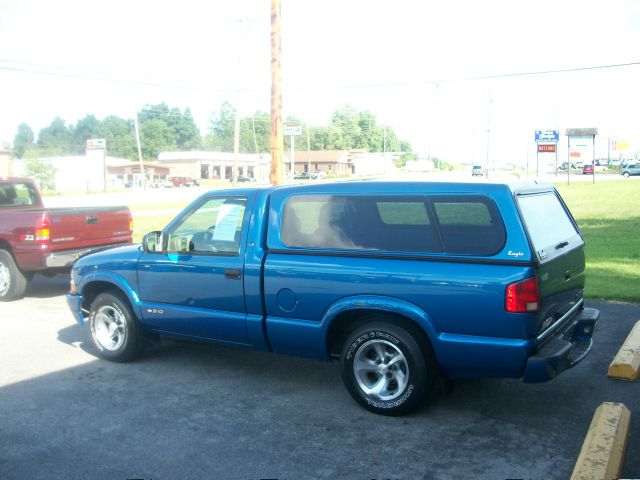 2000 Chevrolet S10 4dr SR5 V8 Auto 4WD