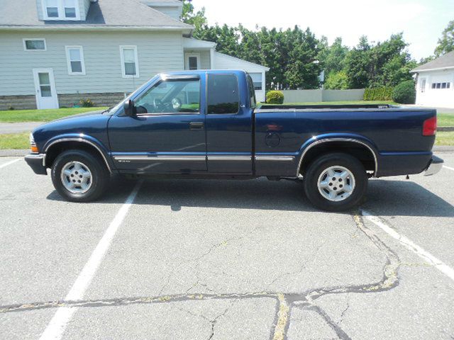 2000 Chevrolet S10 Handicap Lift And Control Leg 1 Owner