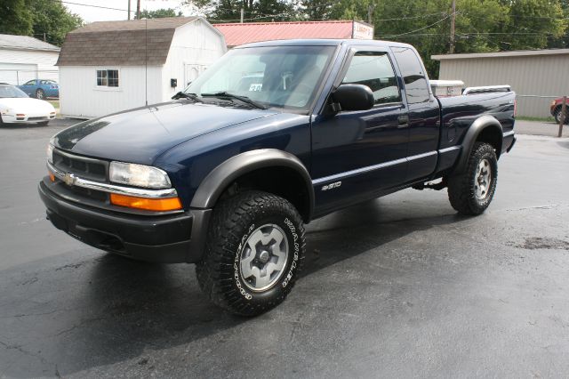 2000 Chevrolet S10 Handicap Lift And Control Leg 1 Owner