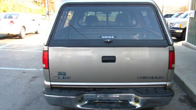 2000 Chevrolet S10 Signature Premium