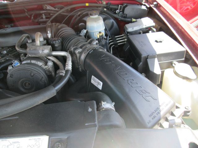 2000 Chevrolet S10 4dr Sdn Auto GLS w/XM