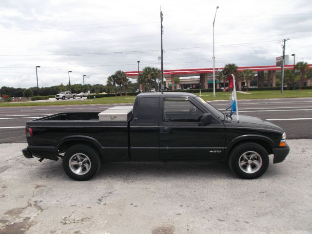 2000 Chevrolet S10 4dr Sdn Auto GLS w/XM