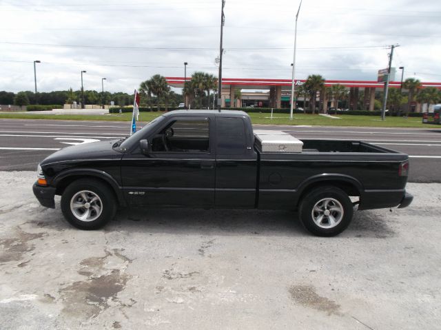 2000 Chevrolet S10 4dr Sdn Auto GLS w/XM