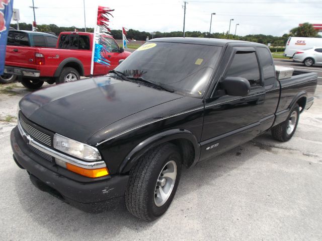 2000 Chevrolet S10 4dr Sdn Auto GLS w/XM