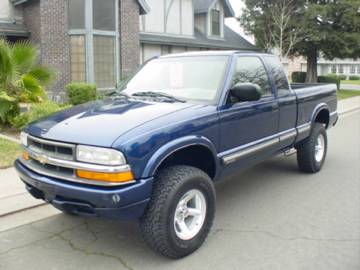 2001 Chevrolet S10 Base