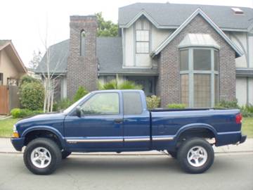 2001 Chevrolet S10 Base