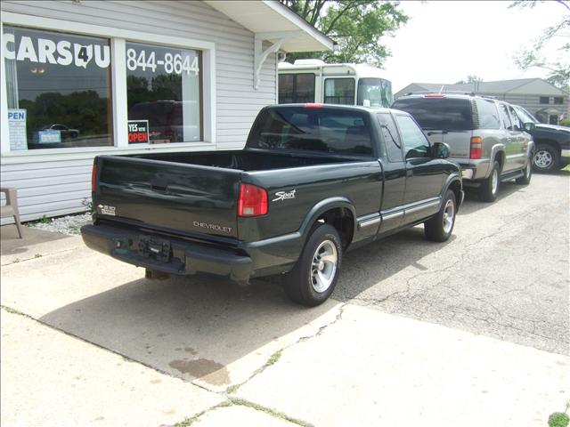 2001 Chevrolet S10 Unknown