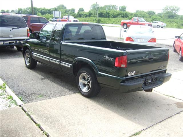 2001 Chevrolet S10 Unknown