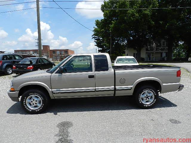 2001 Chevrolet S10 1500 Srt-10 2WD