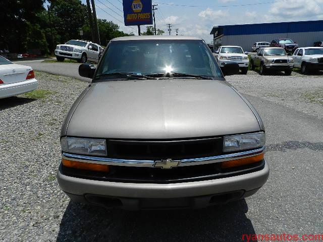 2001 Chevrolet S10 1500 Srt-10 2WD