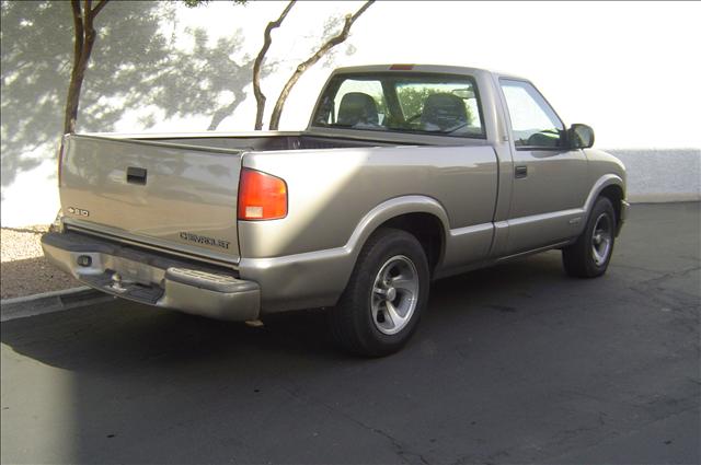 2001 Chevrolet S10 Awd X