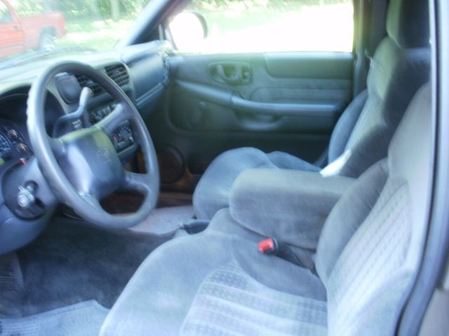 2001 Chevrolet S10 4dr Sdn Auto GLS w/XM