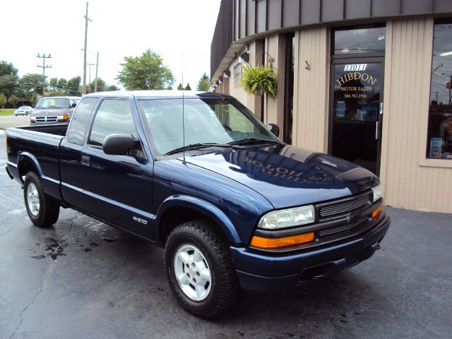 2001 Chevrolet S10 Handicap Lift And Control Leg 1 Owner