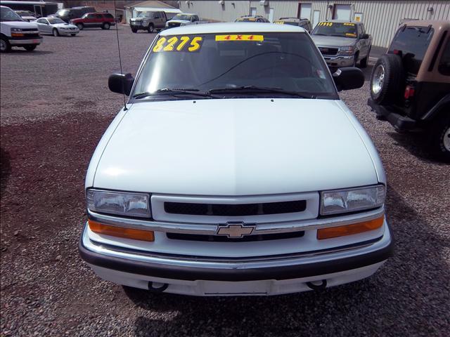 2001 Chevrolet S10 5dr EX-L RES W/dvd/leather