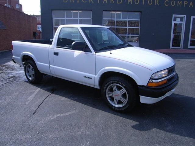 2001 Chevrolet S10 Unknown