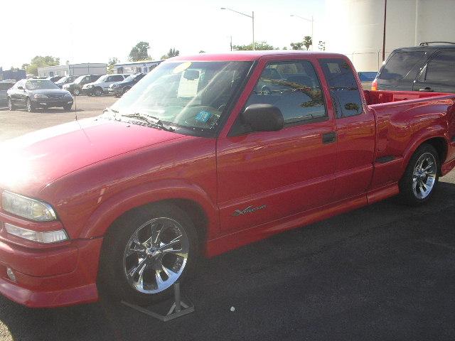 2001 Chevrolet S10 Base