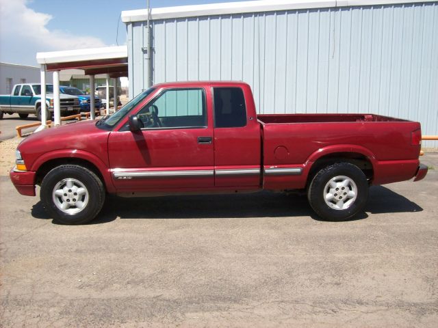 2001 Chevrolet S10 Handicap Lift And Control Leg 1 Owner