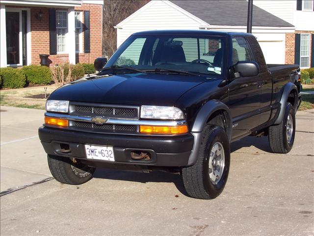 2001 Chevrolet S10 ST Heavy DUTY