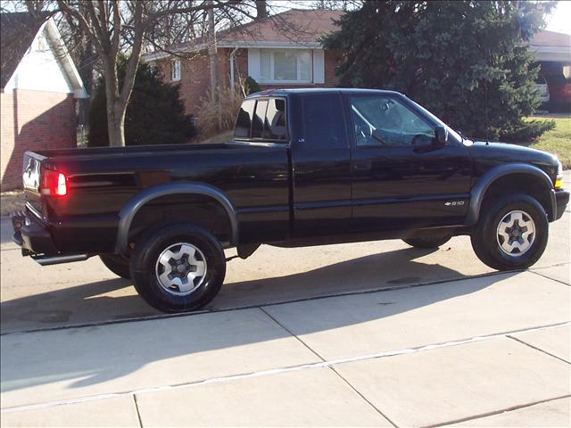 2001 Chevrolet S10 ST Heavy DUTY