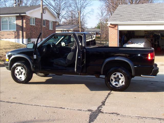 2001 Chevrolet S10 ST Heavy DUTY