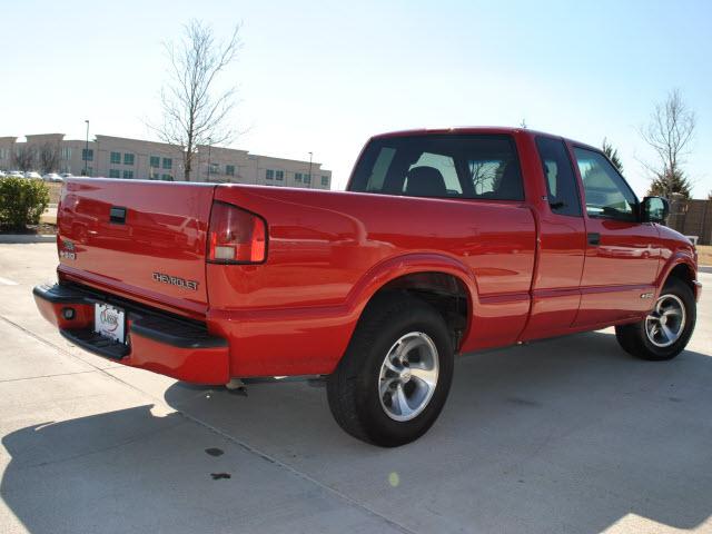 2001 Chevrolet S10 Touring W/nav.sys