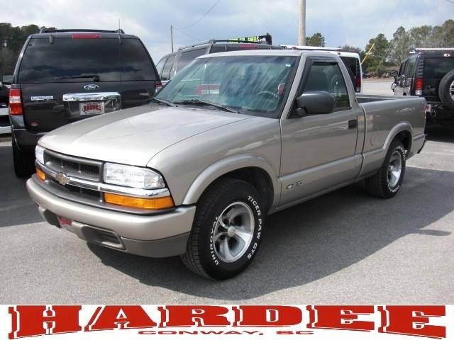 2001 Chevrolet S10 Base