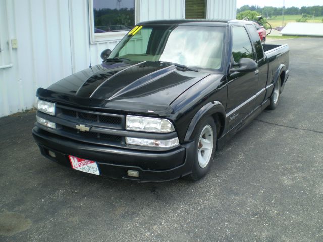 2001 Chevrolet S10 Unknown