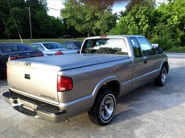 2001 Chevrolet S10 Unknown