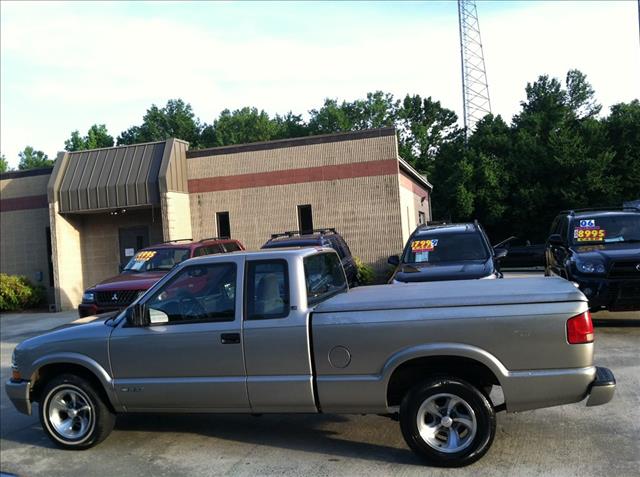 2001 Chevrolet S10 Unknown