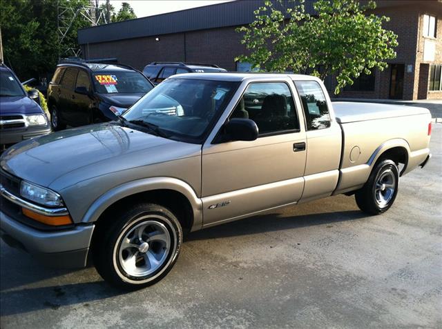 2001 Chevrolet S10 Unknown