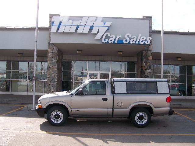 2001 Chevrolet S10 Base