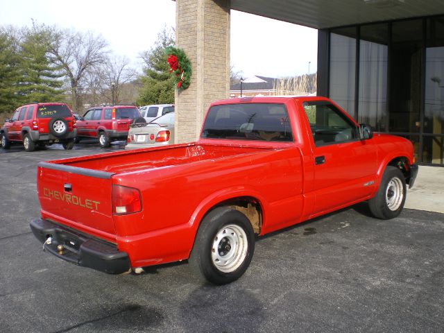 2002 Chevrolet S10 Unknown